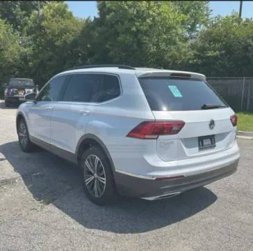 Photos of 2018 Volkswagen Tiguan 2.0T SE Sport Utility 4D for sale in Ellicott City, MD at Bumble Auto - Ellicott City