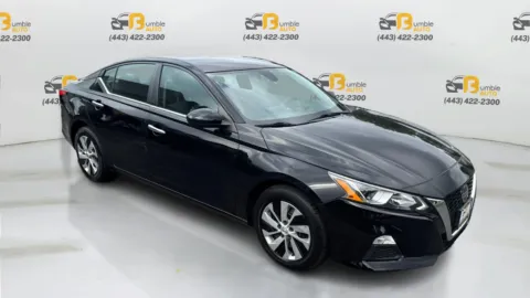 More photos of 2020 Nissan Altima 2.5 S Sedan 4D at Bumble Auto - Ellicott City, MD