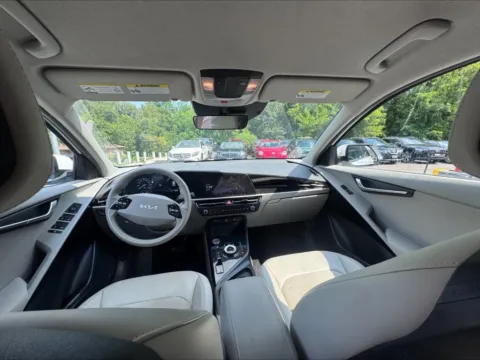 More photos of 2023 Kia Niro EV Wind Wagon 4D at Bumble Auto - Ellicott City, MD