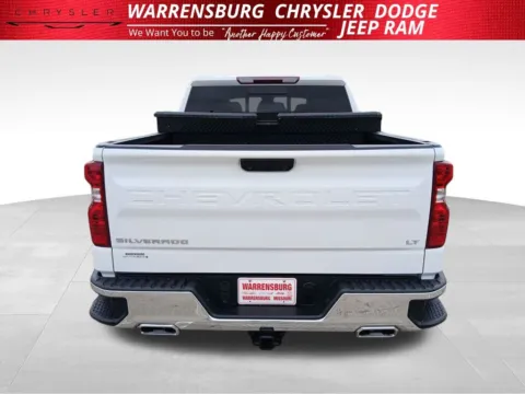 More photos of 2023 Chevrolet Silverado 1500 LT at Warrensburg Chrysler Dodge Jeep Ram Fiat, MO