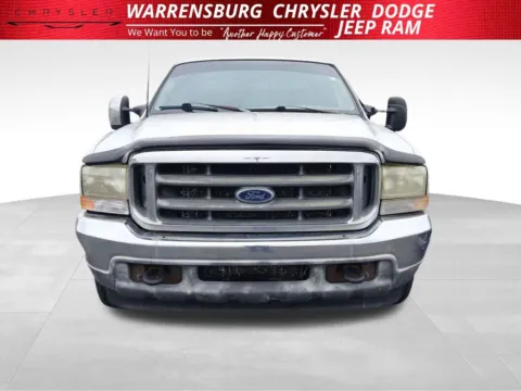 Photos of 2001 Ford F-250SD for sale in Warrensburg, MO at Warrensburg Chrysler Dodge Jeep Ram Fiat