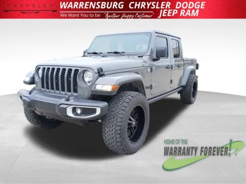 More photos of 2021 Jeep Gladiator Sport at Warrensburg Chrysler Dodge Jeep Ram Fiat, MO