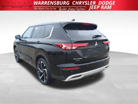 Another view of 2022 Mitsubishi Outlander SE for sale in Warrensburg, MO at Warrensburg Chrysler Dodge Jeep Ram Fiat