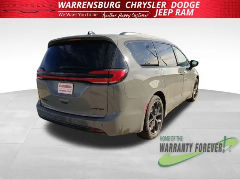 Another view of 2025 Chrysler Pacifica Limited for sale in Warrensburg, MO at Warrensburg Chrysler Dodge Jeep Ram Fiat