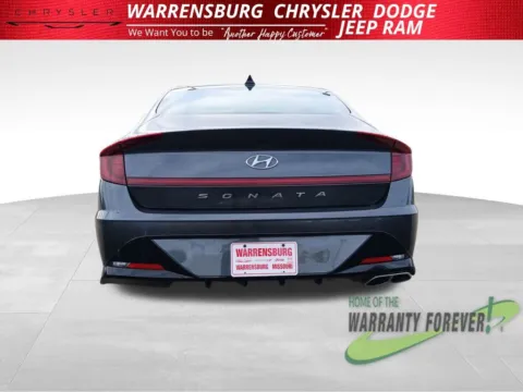 More photos of 2023 Hyundai Sonata SEL at Warrensburg Chrysler Dodge Jeep Ram Fiat, MO