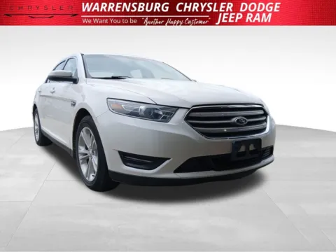White 2015 Ford Taurus SEL for sale in Warrensburg, MO