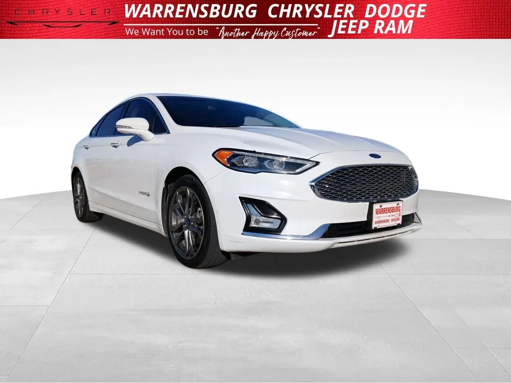 White 2019 Ford Fusion Hybrid Titanium for sale in Warrensburg, MO