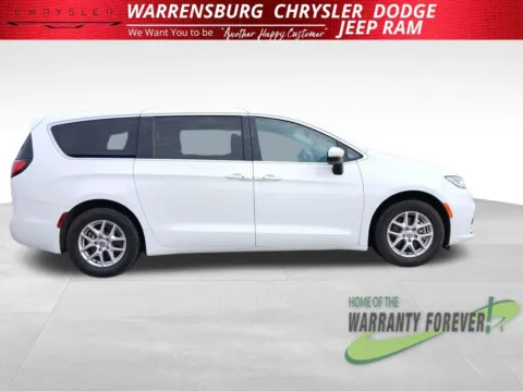 Photos of 2023 Chrysler Pacifica Touring L for sale in Warrensburg, MO at Warrensburg Chrysler Dodge Jeep Ram Fiat