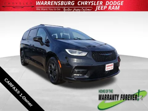 Black 2021 Chrysler Pacifica Hybrid Touring for sale in Warrensburg, MO