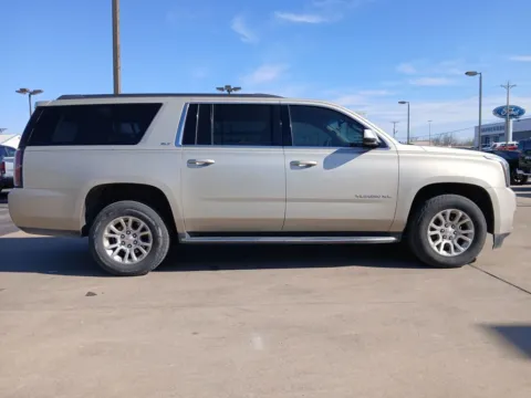 Photos of 2017 GMC Yukon XL SLT for sale in Warrensburg, MO at Warrensburg Chrysler Dodge Jeep Ram Fiat