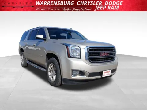Silver 2017 GMC Yukon XL SLT for sale in Warrensburg, MO