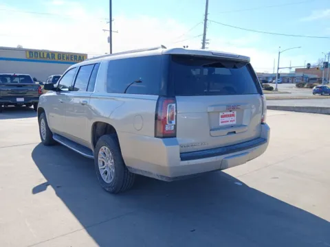 More photos of 2017 GMC Yukon XL SLT at Warrensburg Chrysler Dodge Jeep Ram Fiat, MO