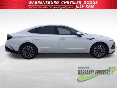 Photos of 2024 Hyundai Sonata Hybrid Limited for sale in Warrensburg, MO at Warrensburg Chrysler Dodge Jeep Ram Fiat