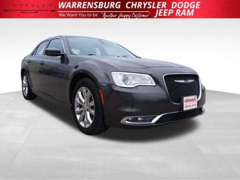 Gray 2015 Chrysler 300 Limited for sale in Warrensburg, MO