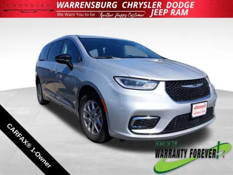 Silver 2024 Chrysler Pacifica Touring L for sale in Warrensburg, MO