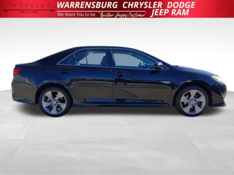 Photos of 2014 Toyota Camry SE for sale in Warrensburg, MO at Warrensburg Chrysler Dodge Jeep Ram Fiat