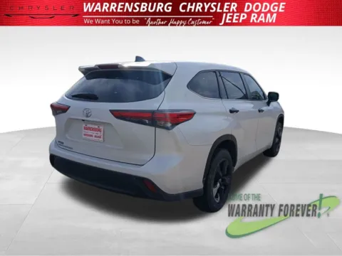 Another view of 2023 Toyota Highlander L for sale in Warrensburg, MO at Warrensburg Chrysler Dodge Jeep Ram Fiat