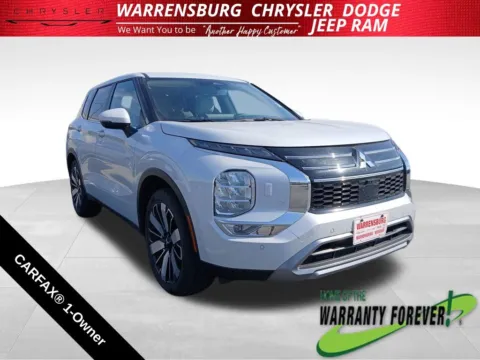 Silver 2025 Mitsubishi Outlander SE for sale in Warrensburg, MO