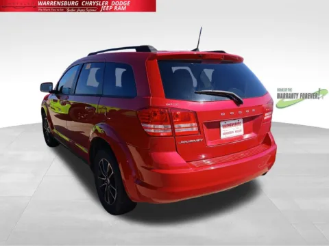 More photos of 2018 Dodge Journey SE at Warrensburg Chrysler Dodge Jeep Ram Fiat, MO
