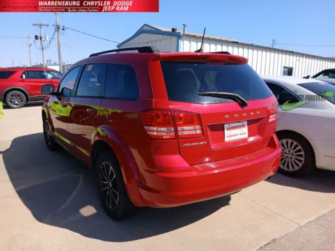 More photos of 2018 Dodge Journey SE at Warrensburg Chrysler Dodge Jeep Ram Fiat, MO
