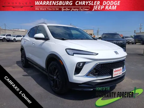 White 2024 Buick Encore GX Sport Touring for sale in Warrensburg, MO