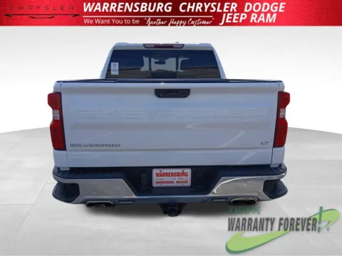 More photos of 2021 Chevrolet Silverado 1500 LT at Warrensburg Chrysler Dodge Jeep Ram Fiat, MO