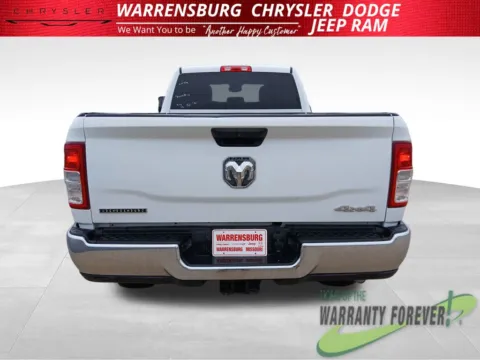 More photos of 2024 Ram 2500 Big Horn at Warrensburg Chrysler Dodge Jeep Ram Fiat, MO