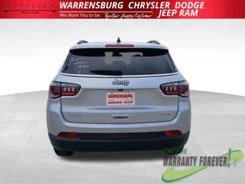 More photos of 2024 Jeep Compass Latitude at Warrensburg Chrysler Dodge Jeep Ram Fiat, MO