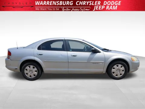 Photos of 2001 Dodge Stratus SE for sale in Warrensburg, MO at Warrensburg Chrysler Dodge Jeep Ram Fiat