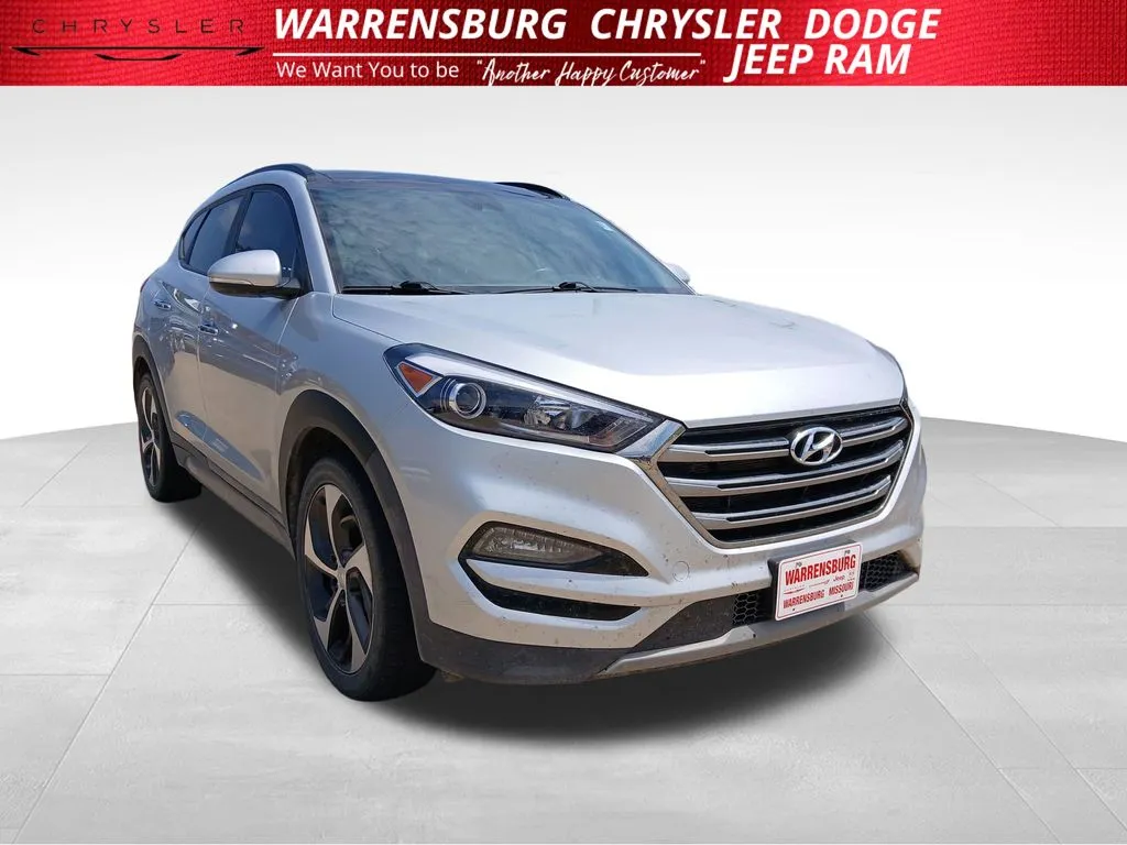 Silver 2017 Hyundai Tucson Limited for sale in Warrensburg, MO