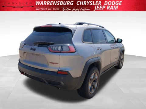 Another view of 2019 Jeep Cherokee Trailhawk for sale in Warrensburg, MO at Warrensburg Chrysler Dodge Jeep Ram Fiat