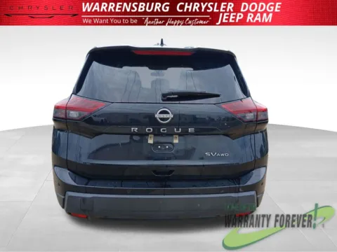 More photos of 2024 Nissan Rogue SV at Warrensburg Chrysler Dodge Jeep Ram Fiat, MO