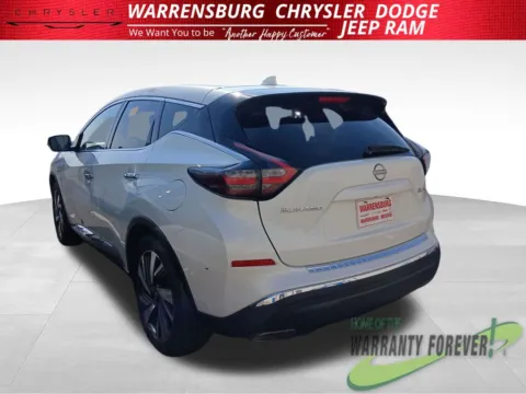 More photos of 2023 Nissan Murano SL at Warrensburg Chrysler Dodge Jeep Ram Fiat, MO