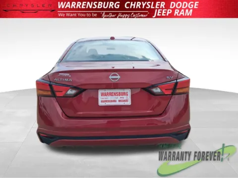 More photos of 2024 Nissan Altima 2.5 SV at Warrensburg Chrysler Dodge Jeep Ram Fiat, MO