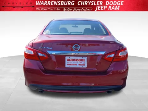 More photos of 2017 Nissan Altima 2.5 S at Warrensburg Chrysler Dodge Jeep Ram Fiat, MO