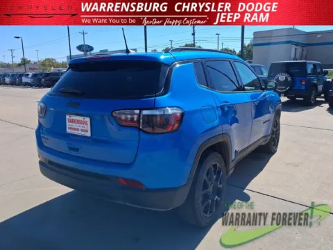 More photos of 2025 Jeep Compass Latitude at Warrensburg Chrysler Dodge Jeep Ram Fiat, MO