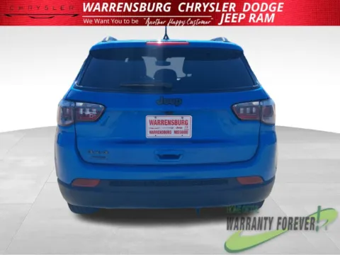 More photos of 2025 Jeep Compass Latitude at Warrensburg Chrysler Dodge Jeep Ram Fiat, MO