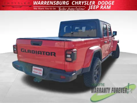 More photos of 2024 Jeep Gladiator Willys at Warrensburg Chrysler Dodge Jeep Ram Fiat, MO
