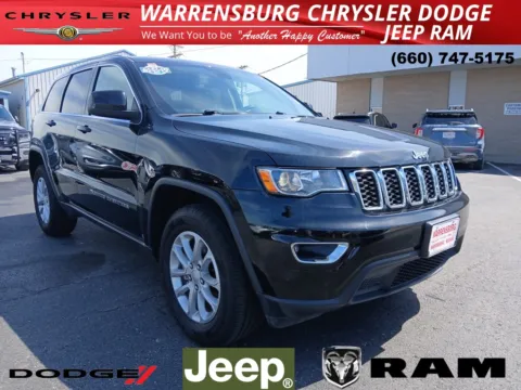 Black 2022 Jeep Grand Cherokee WK Laredo E for sale in Warrensburg, MO