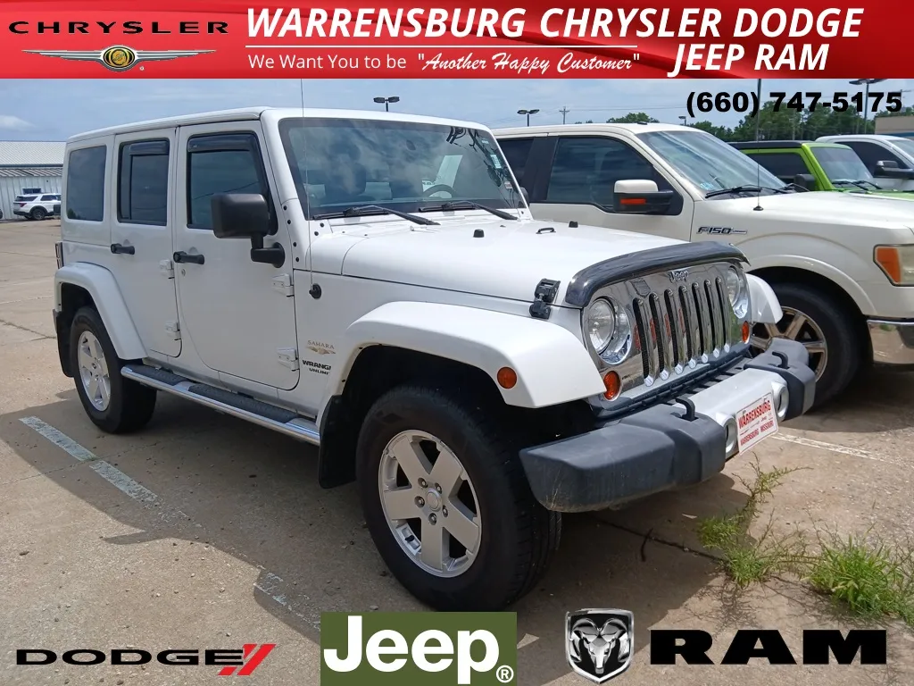 White 2011 Jeep Wrangler Unlimited Sahara for sale in Warrensburg, MO