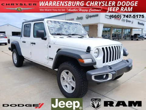 White 2023 Jeep Gladiator Sport for sale in Warrensburg, MO