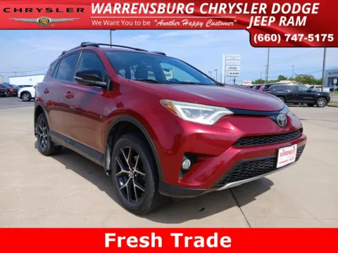 Red 2018 Toyota RAV4 SE for sale in Warrensburg, MO