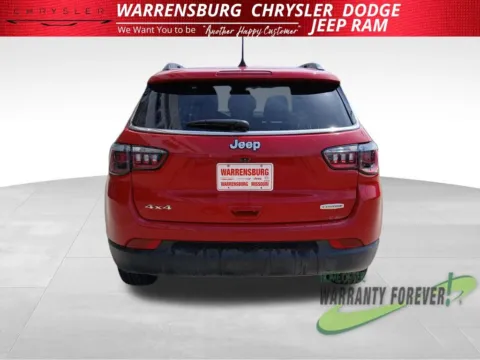 More photos of 2023 Jeep Compass Latitude at Warrensburg Chrysler Dodge Jeep Ram Fiat, MO