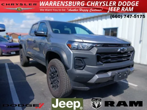 Gray 2024 Chevrolet Colorado Trail Boss for sale in Warrensburg, MO