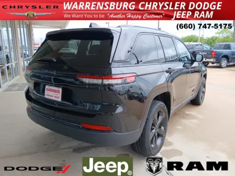 Another view of 2023 Jeep Grand Cherokee Altitude X for sale in Warrensburg, MO at Warrensburg Chrysler Dodge Jeep Ram Fiat