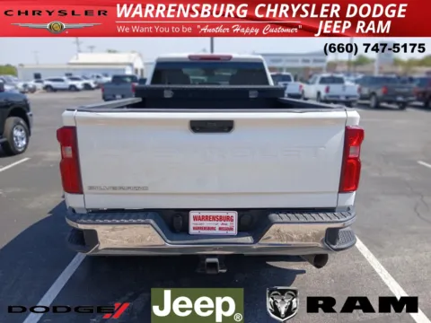 More photos of 2025 Chevrolet Silverado 3500HD Work Truck at Warrensburg Chrysler Dodge Jeep Ram Fiat, MO