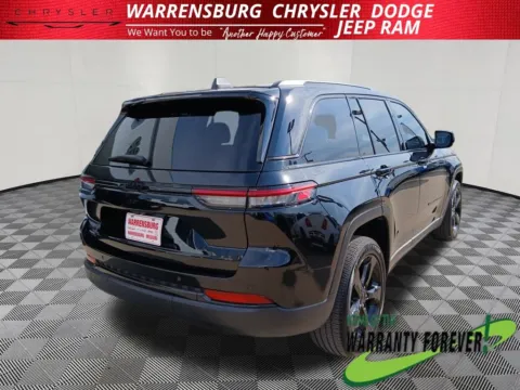 Another view of 2024 Jeep Grand Cherokee Altitude X for sale in Warrensburg, MO at Warrensburg Chrysler Dodge Jeep Ram Fiat