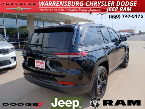 Another view of 2024 Jeep Grand Cherokee Altitude X for sale in Warrensburg, MO at Warrensburg Chrysler Dodge Jeep Ram Fiat