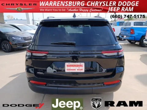 More photos of 2024 Jeep Grand Cherokee Altitude X at Warrensburg Chrysler Dodge Jeep Ram Fiat, MO