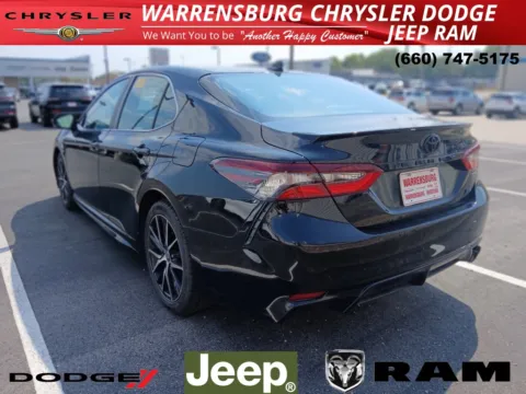 More photos of 2024 Toyota Camry SE at Warrensburg Chrysler Dodge Jeep Ram Fiat, MO